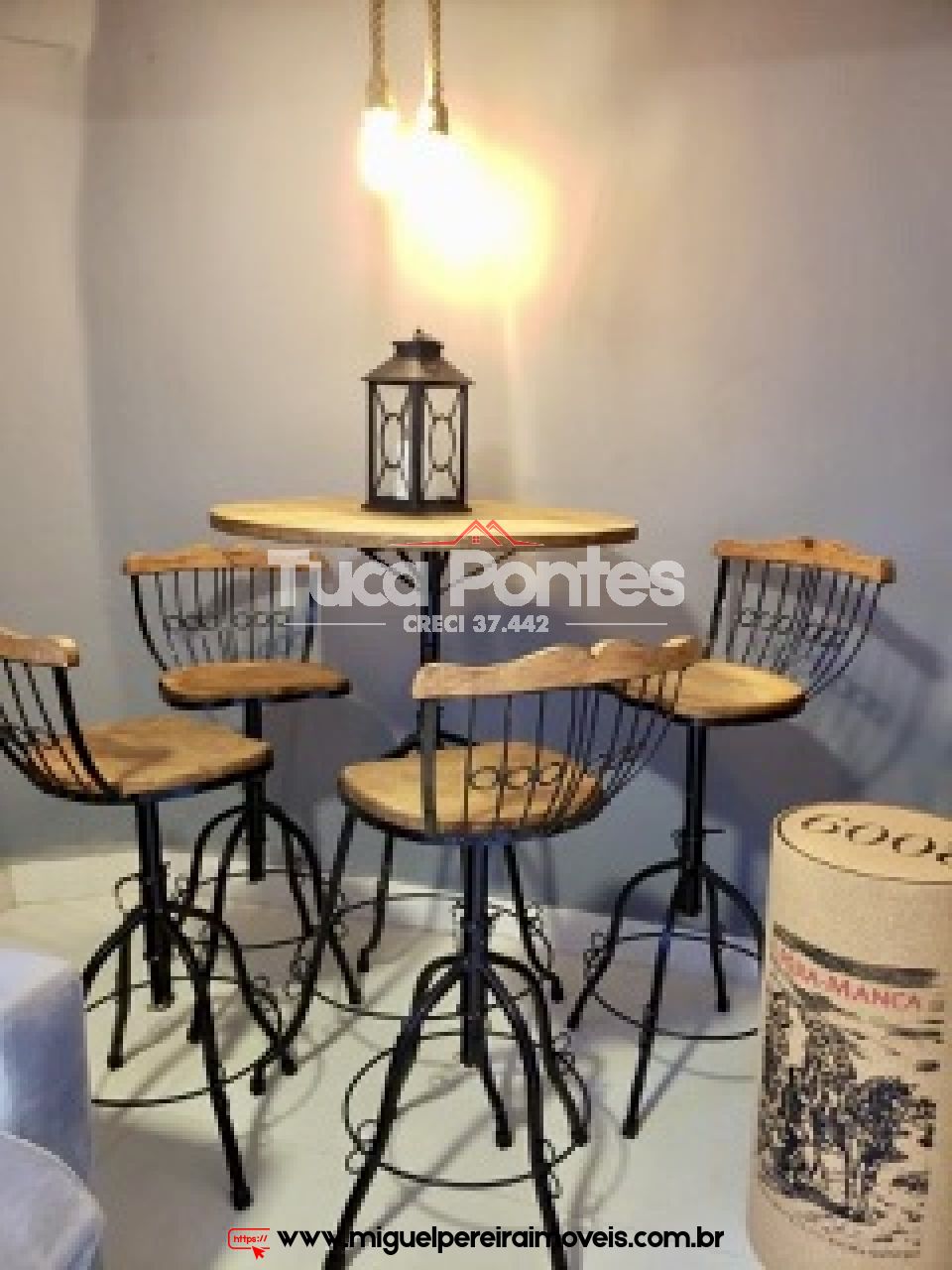 Com 2 suites e mais 4 quartos  - Casa e Loja - Oportunidade | Código:C87