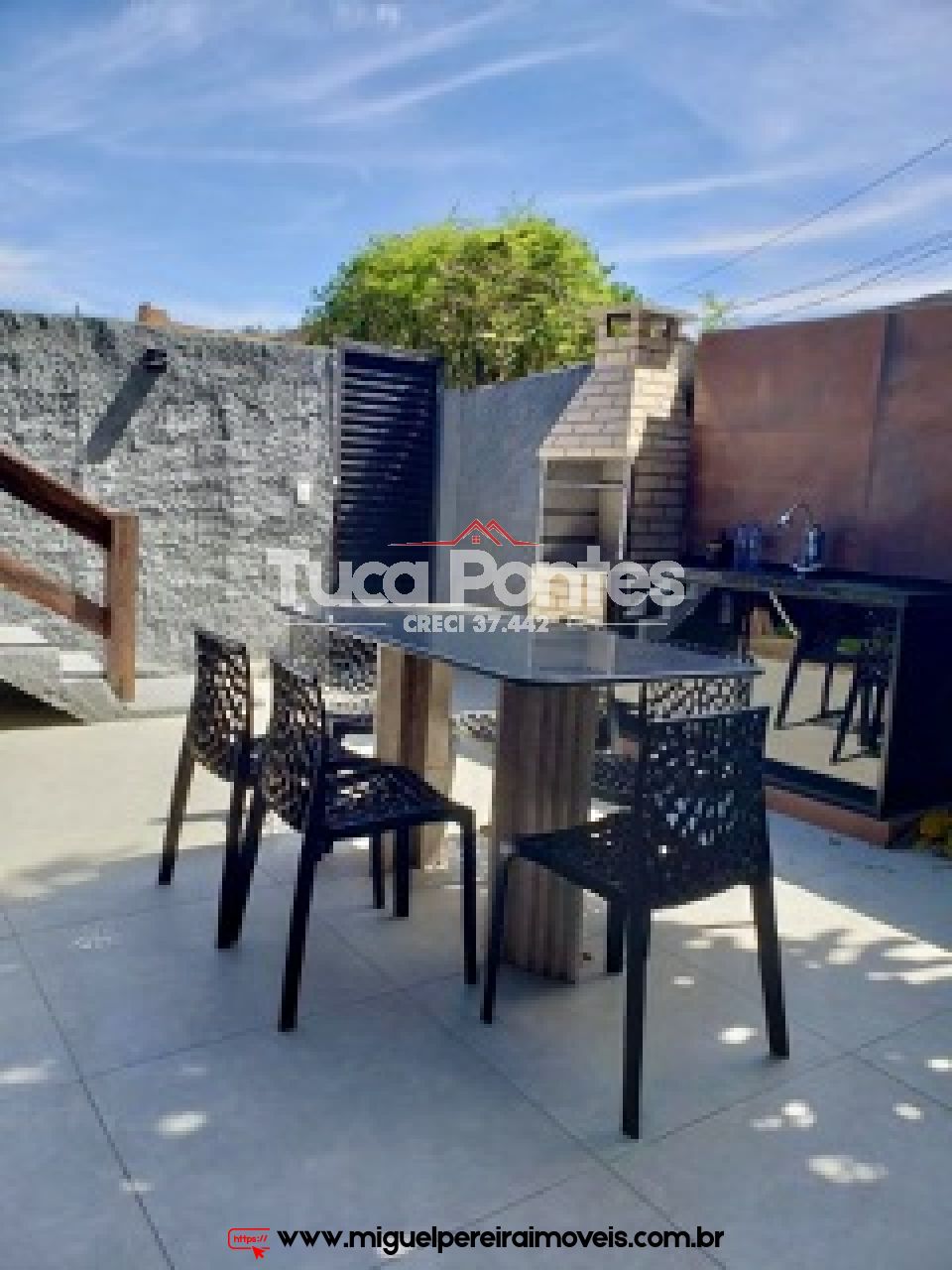 Com 2 suites e mais 4 quartos  - Casa e Loja - Oportunidade | Código:C87