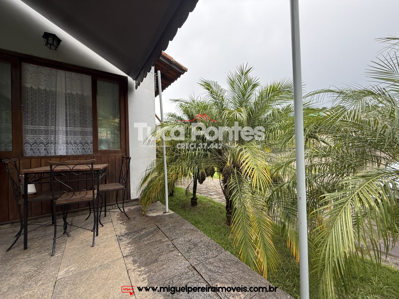 Com 2 suites e mais 4 quartos  - Casa e Loja - Oportunidade | Código:C73