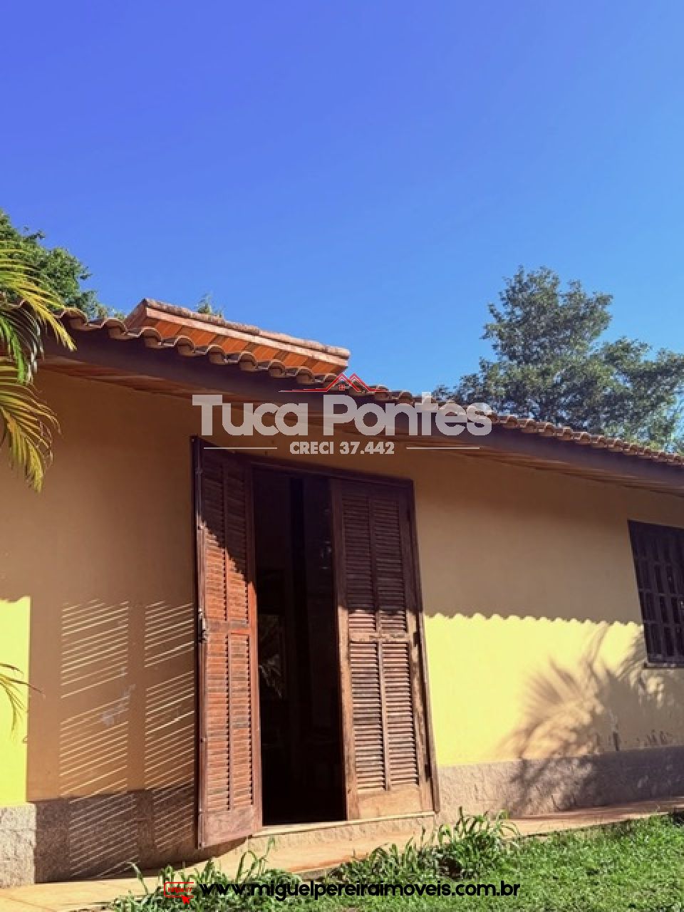 Em condomínio alto padrão  - Casa e anexo  | Código:C69