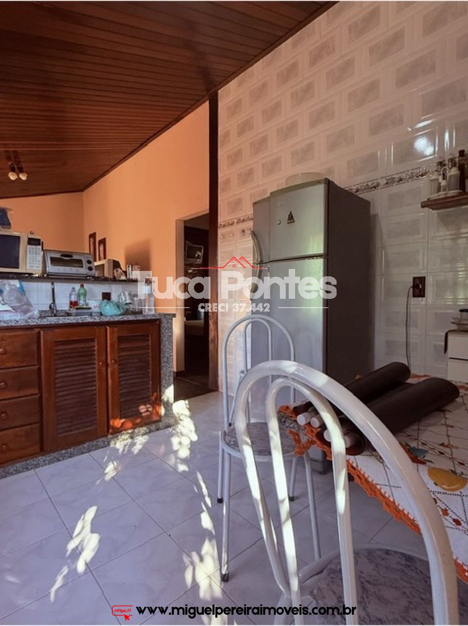 Em condomínio alto padrão  - Casa e anexo  | Código:C69