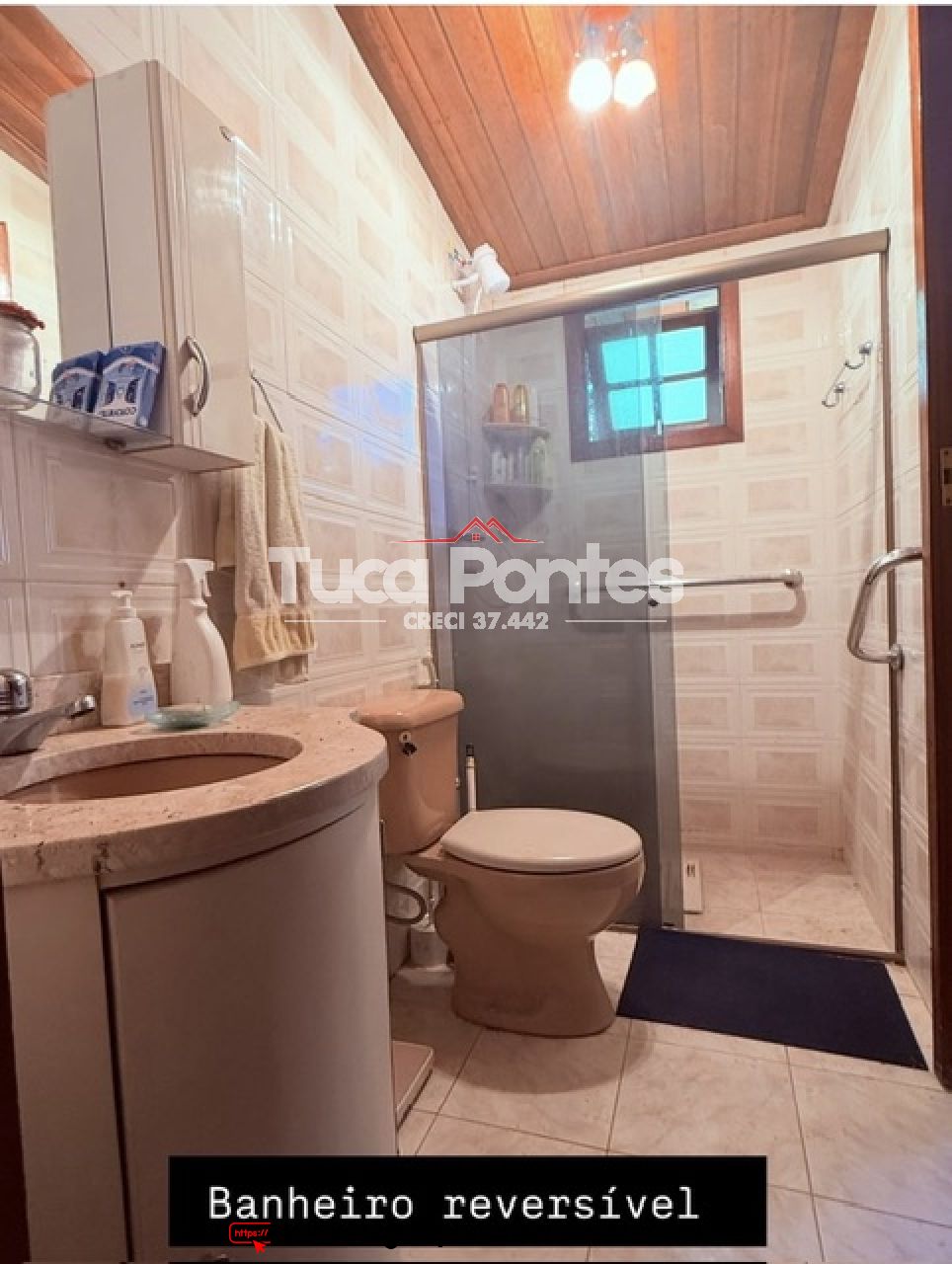 Em condomínio alto padrão  - Casa e anexo  | Código:C69