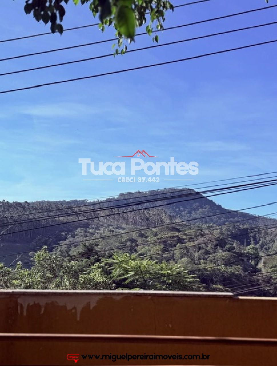 Em condomínio alto padrão  - Casa e anexo  | Código:C69