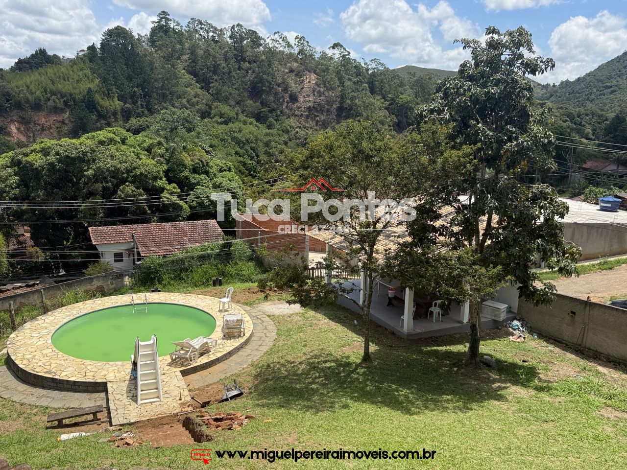 Espaçoso imóvel a venda - Menos de 1Km do Lago de Javary | Código:C55