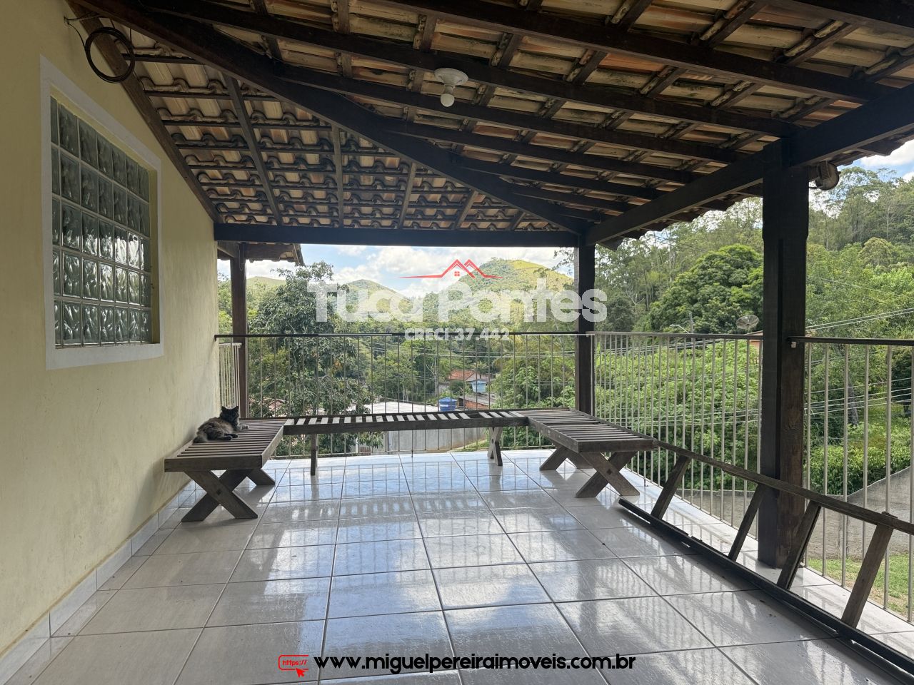 Espaçoso imóvel a venda - Menos de 1Km do Lago de Javary | Código:C55