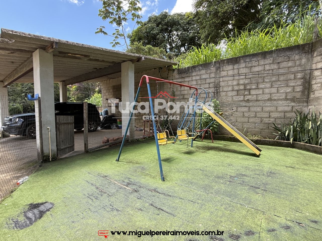 Espaçoso imóvel a venda - Menos de 1Km do Lago de Javary | Código:C55