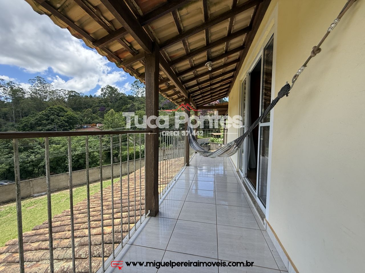 Espaçoso imóvel a venda - Menos de 1Km do Lago de Javary | Código:C55