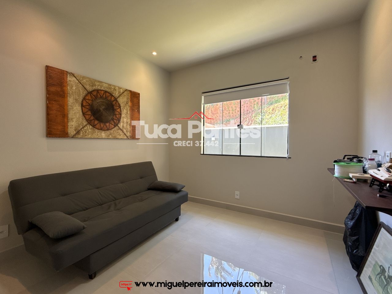 Luxuosa casa em terreno plano - Um charme! | Código:C81