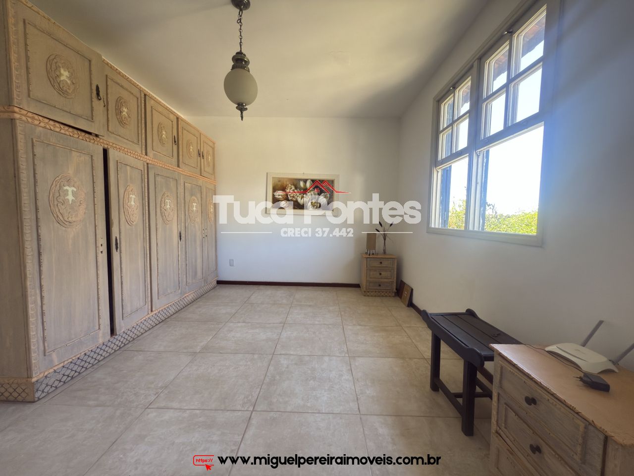 Rua residencial e nobre - Casa de serra | Código:C90