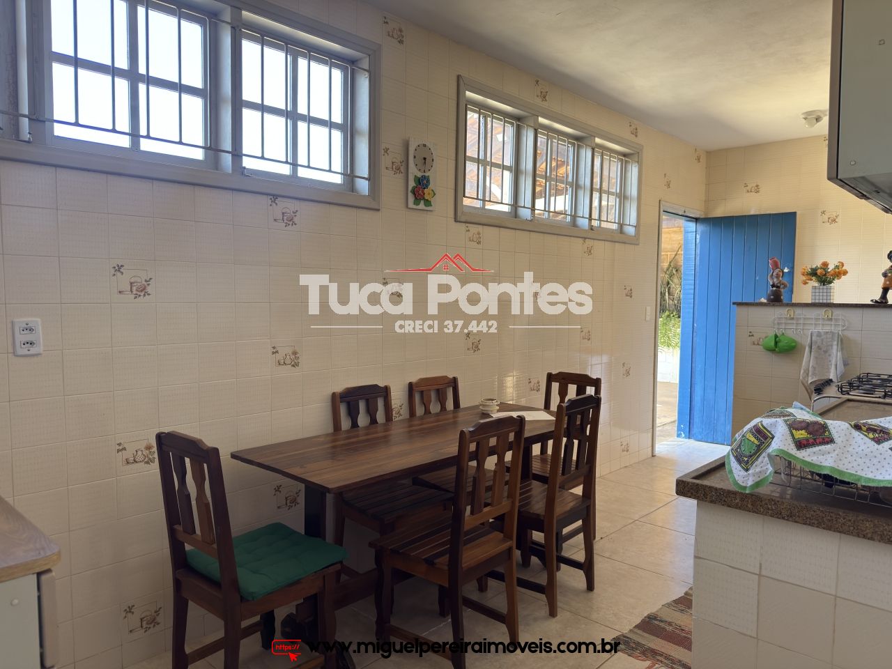 Rua residencial e nobre - Casa de serra | Código:C90