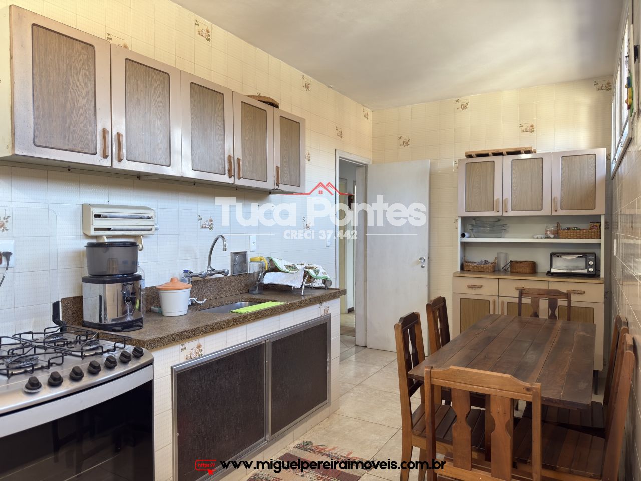 Rua residencial e nobre - Casa de serra | Código:C90