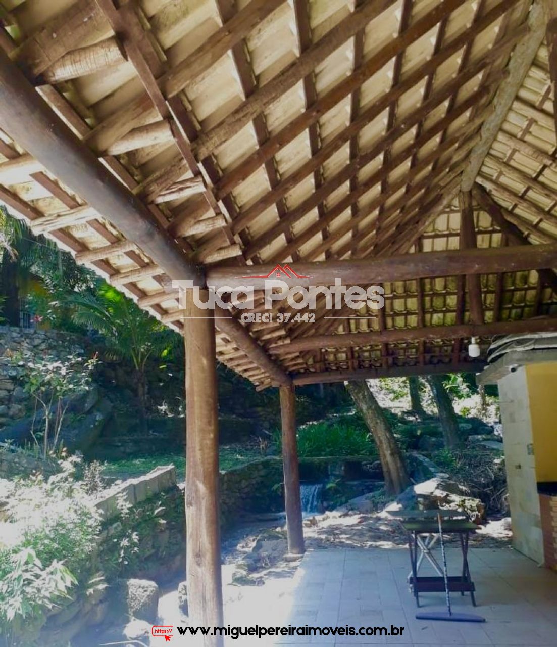 Aconchego no interior  - Com cachoeira | Código:S180