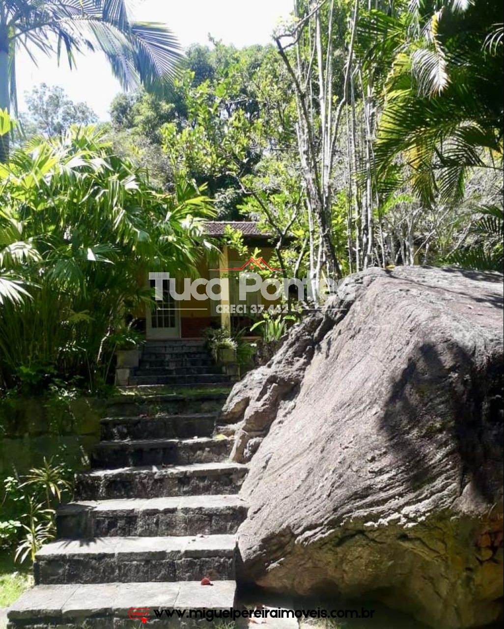 Aconchego no interior  - Com cachoeira | Código:S180