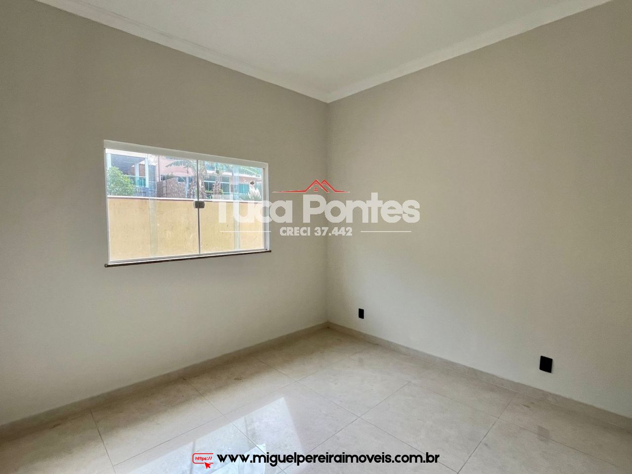 Casa nova com bom acabamento - Toda linear e boa vizinhança | Código:C70