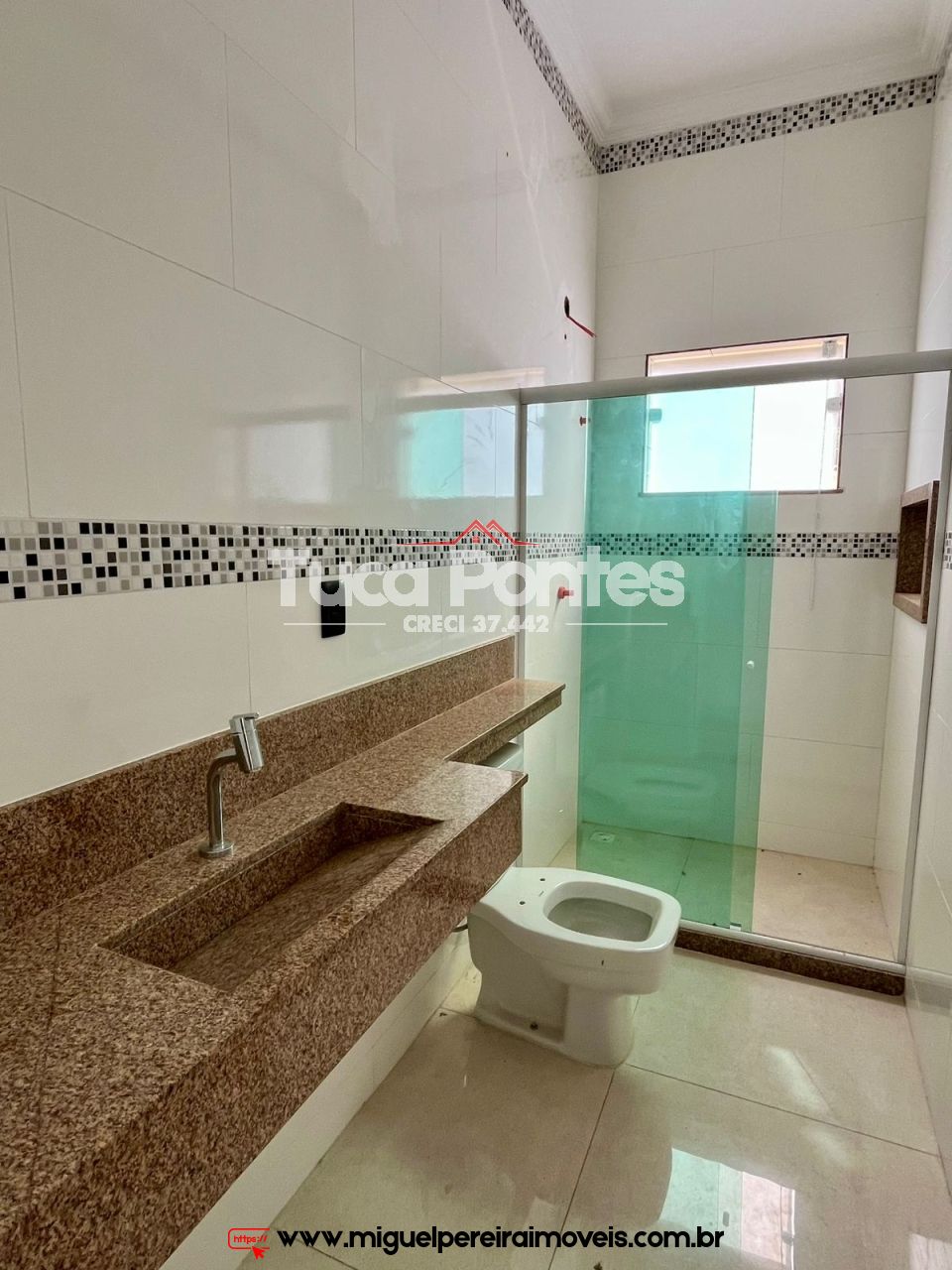 Casa nova com bom acabamento - Toda linear e boa vizinhança | Código:C70