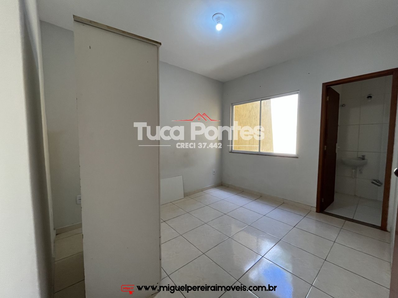 Apartamento para aluguel com 2 quartos  - Na Rua Bonifácio Portela | Código:L4