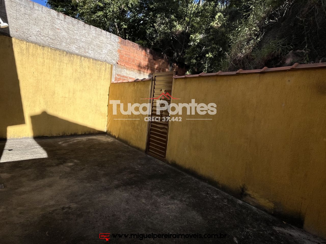 Apartamento para aluguel com 2 quartos  - Na Rua Bonifácio Portela | Código:L4