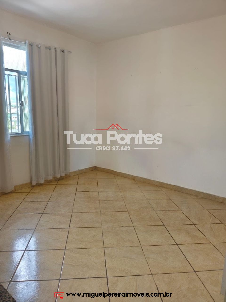 Com 2 quartos  - Oportunidade no Largo do Bicão  | Código:AP15