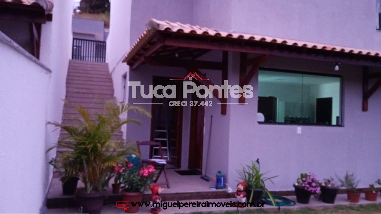 Casa nova  - Em terreno plano  | Código:C1900