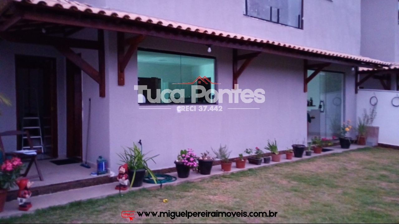 Casa nova  - Em terreno plano  | Código:C1900