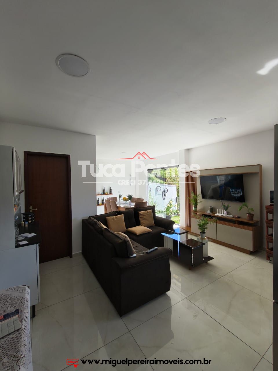 Casa nova  - Em terreno plano  | Código:C32