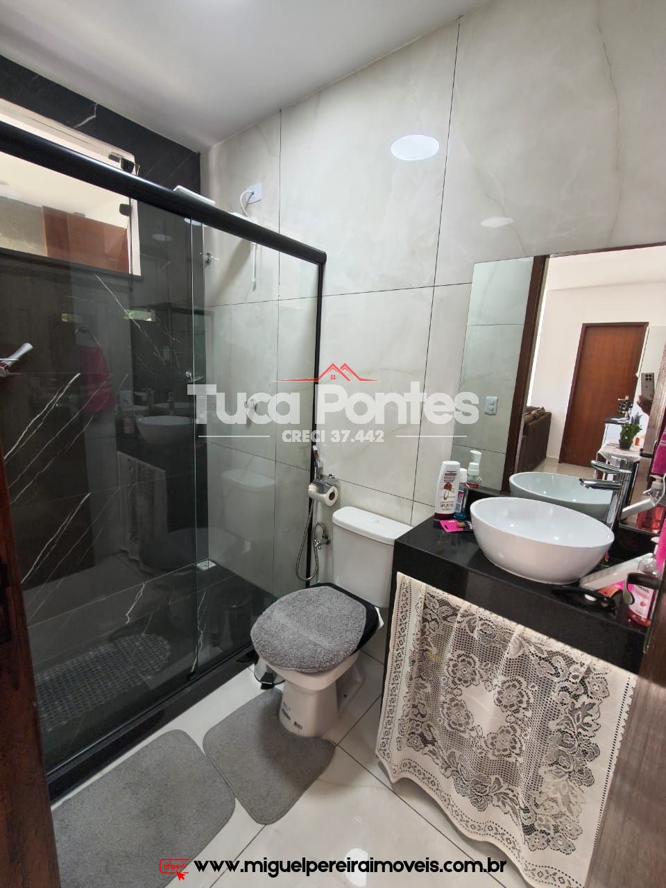 Casa nova  - Em terreno plano  | Código:C32