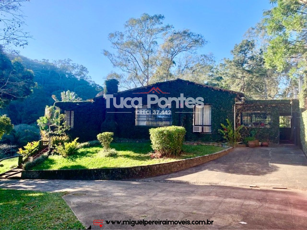 Sítio rico em flora e vista encantadora  - Medindo 38,8 hectares ou 388.000m² | Código:S2