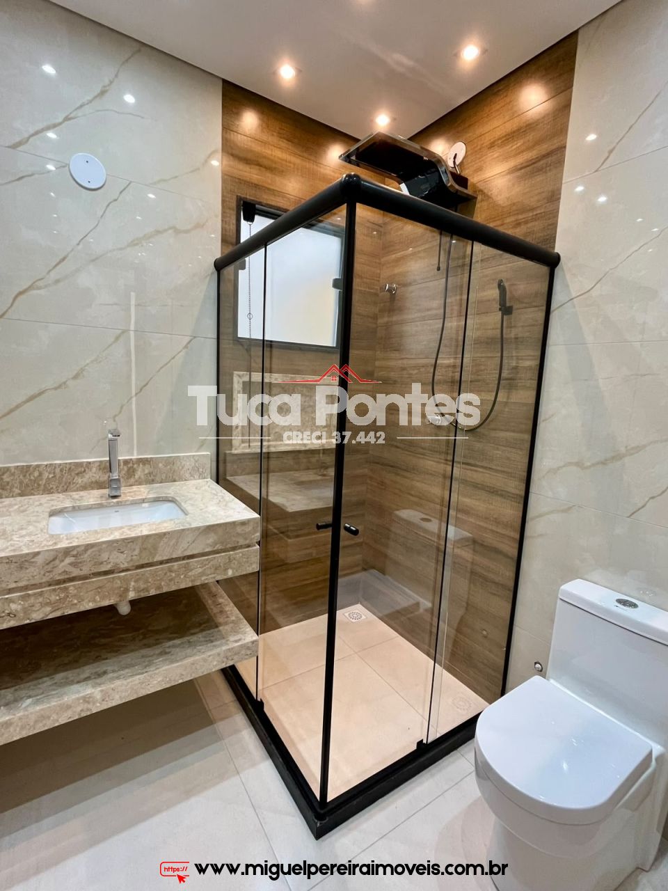 Conforto e sofisticação - Com vista para as montanhas | Código:C14