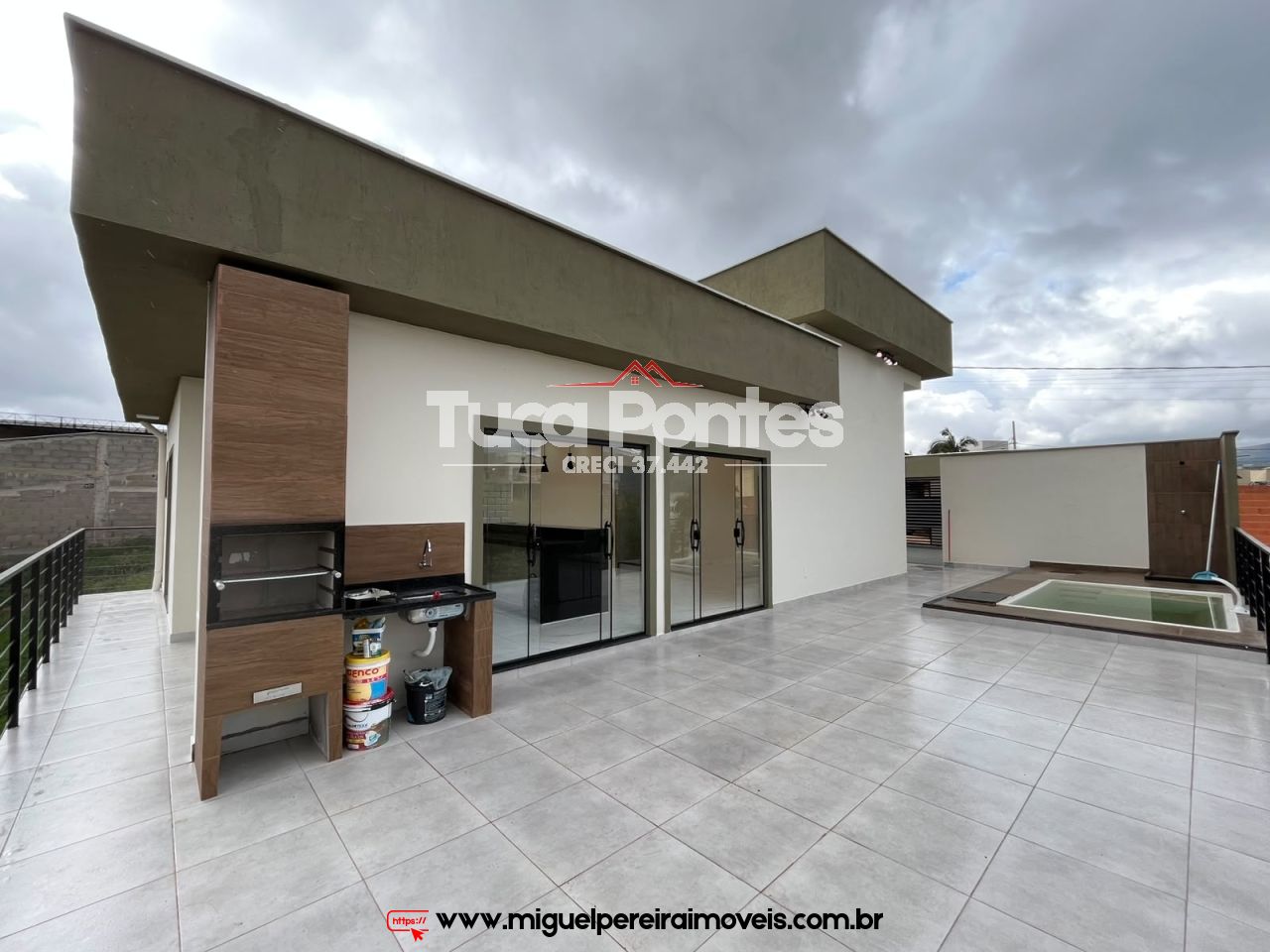 Conforto e sofisticação - Com vista para as montanhas | Código:C14
