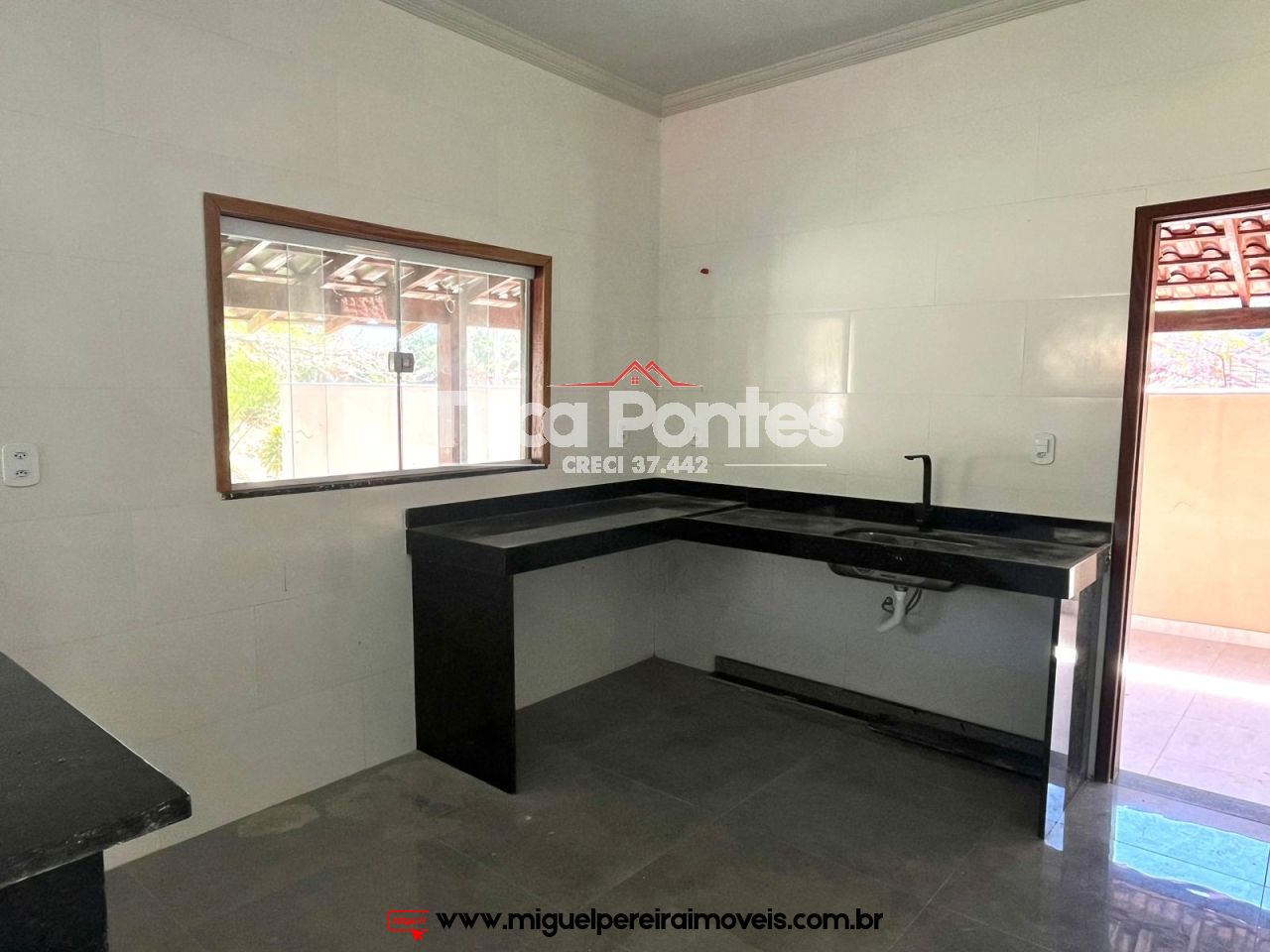 Casa nova  - Excelente acabamento e prática  | Código:C100