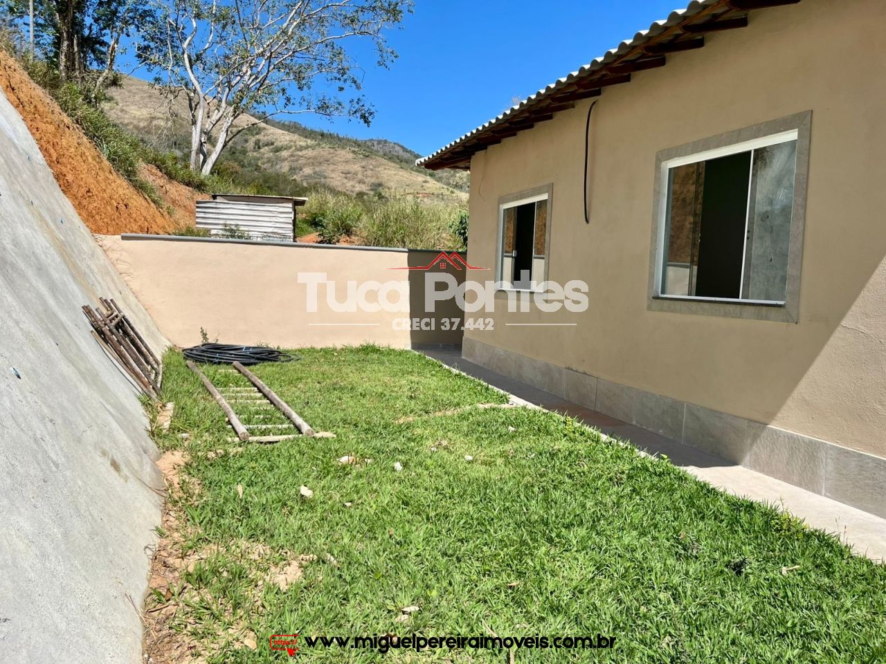 Casa nova  - Excelente acabamento e prática  | Código:C100