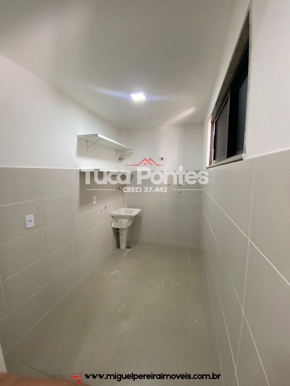Apartamento para alugar - No Centro de Miguel Pereira | Código:L1
