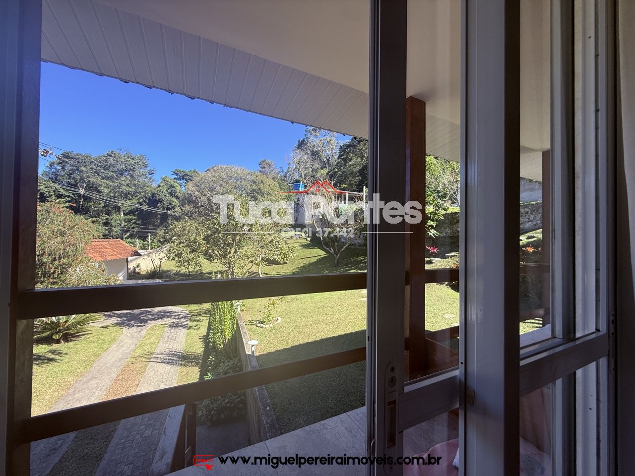 Mini Chácara  - Casa seminova, horta, pomar e jardim | Código:C15