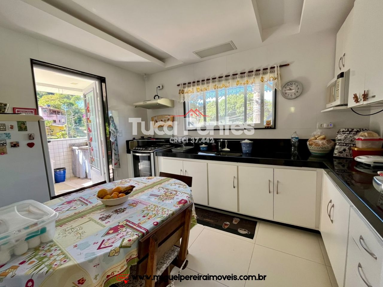 Mini Chácara  - Casa seminova, horta, pomar e jardim | Código:C15