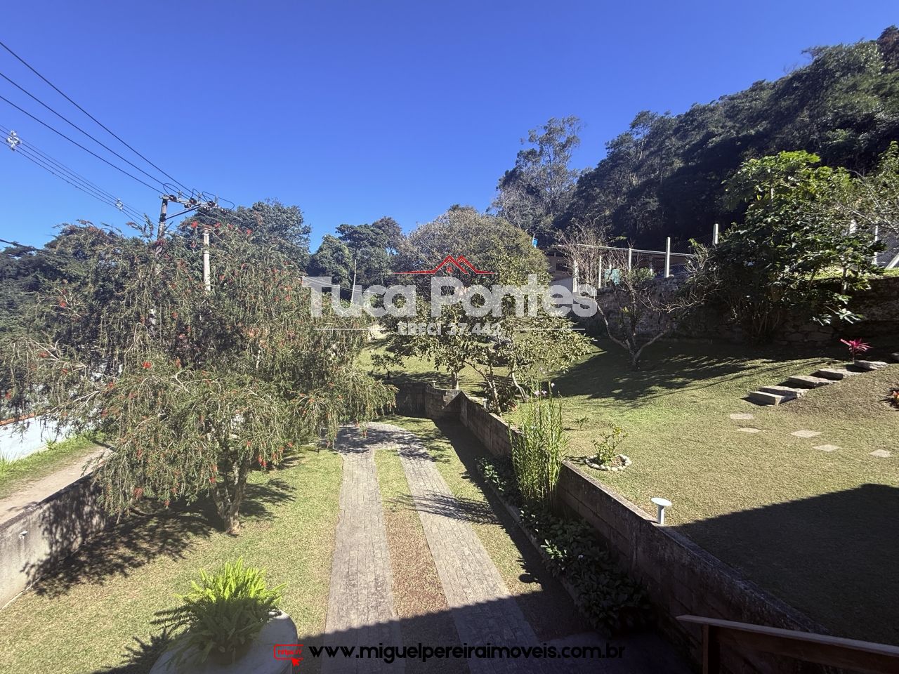 Mini Chácara  - Casa seminova, horta, pomar e jardim | Código:C15