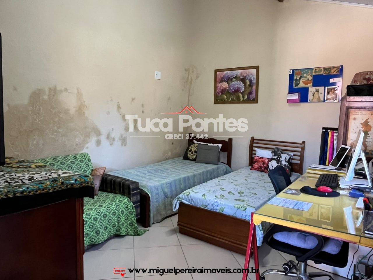 Mini Chácara  - Casa seminova, horta, pomar e jardim | Código:C15