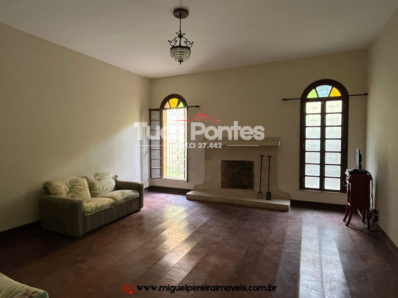 Alugo charmosa propriedade - Piscina, sauna e linda vista! | Código:L3