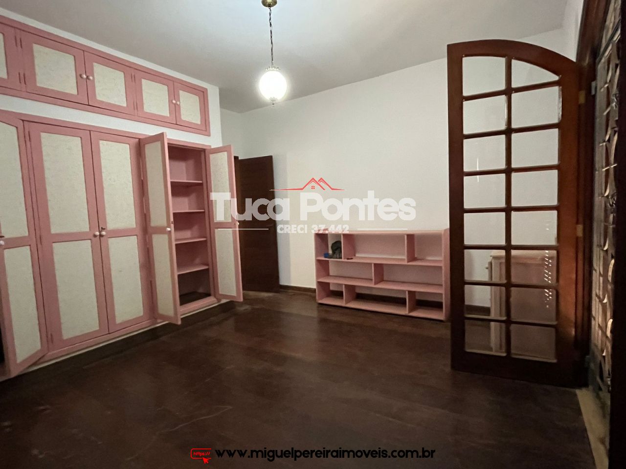 Alugo charmosa propriedade - Piscina, sauna e linda vista! | Código:L3