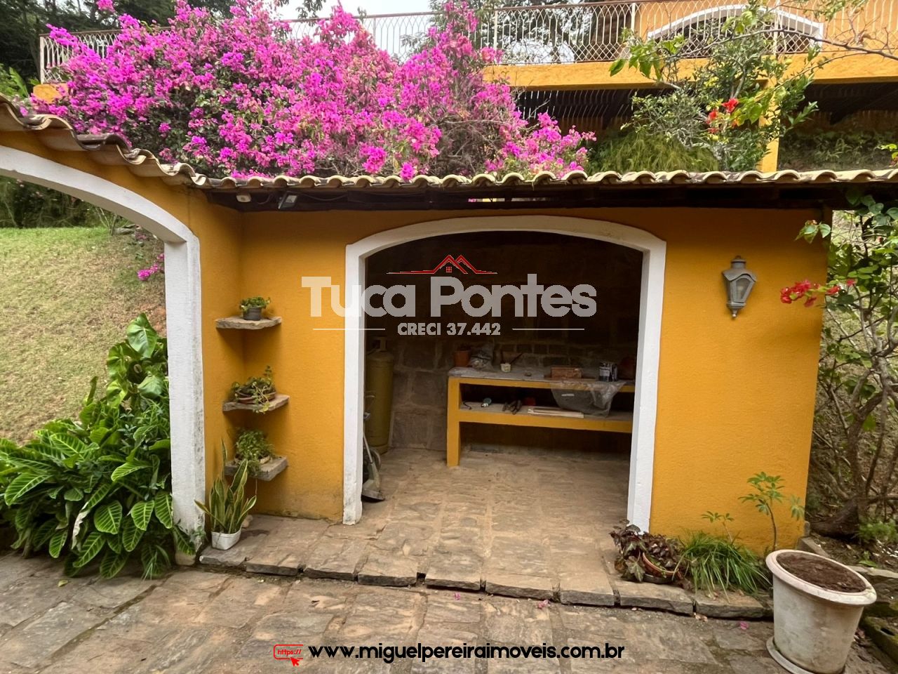 Alugo charmosa propriedade - Piscina, sauna e linda vista! | Código:L3
