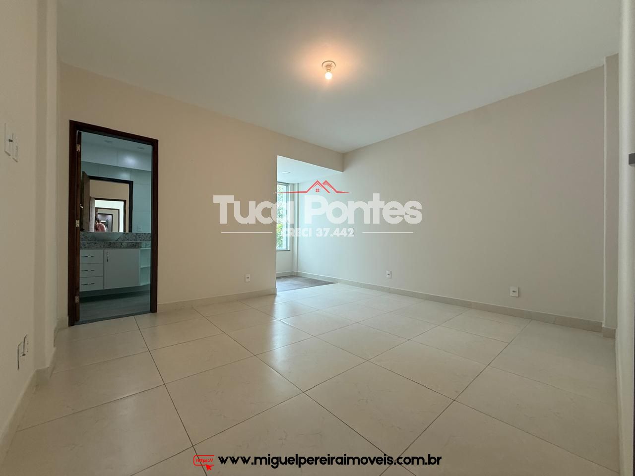 Aluguel no Centro - Apartamento alto padrão seminovo! | Código:L4