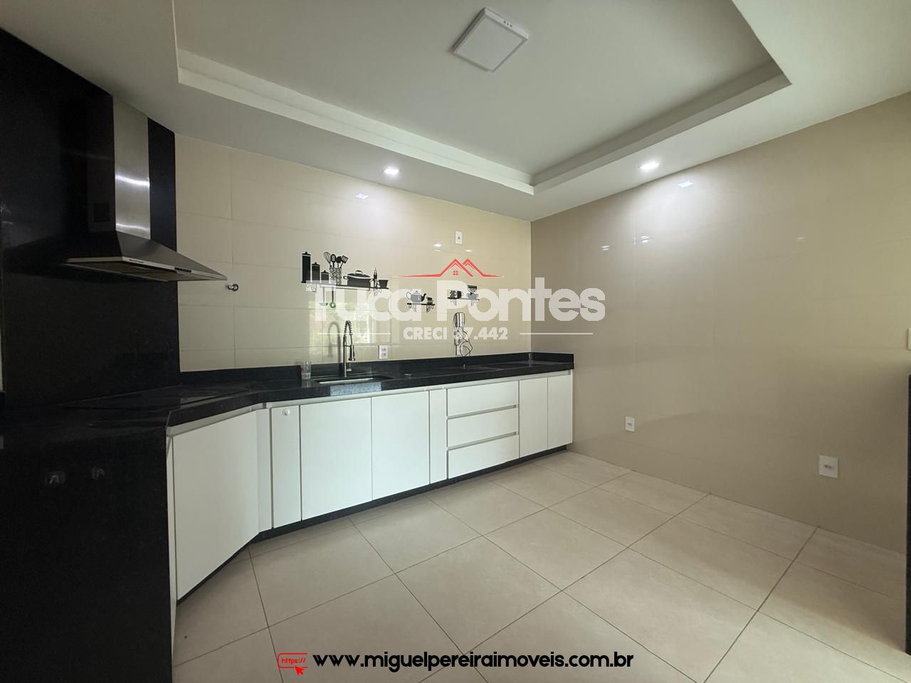 Aluguel no Centro - Apartamento alto padrão seminovo! | Código:L4