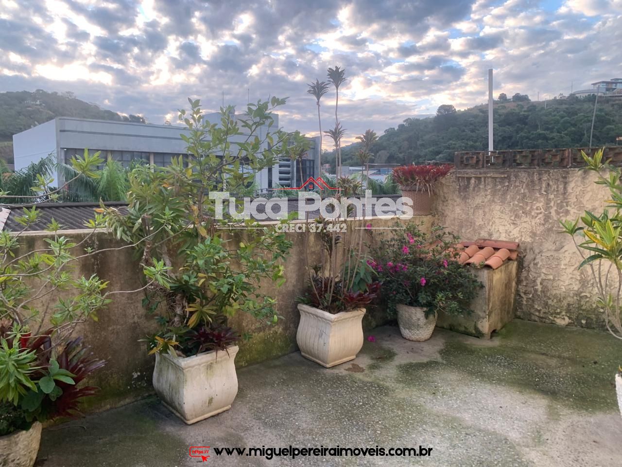 Apartamento com terraço a venda - Centro de Miguel Pereira | Código:AP5