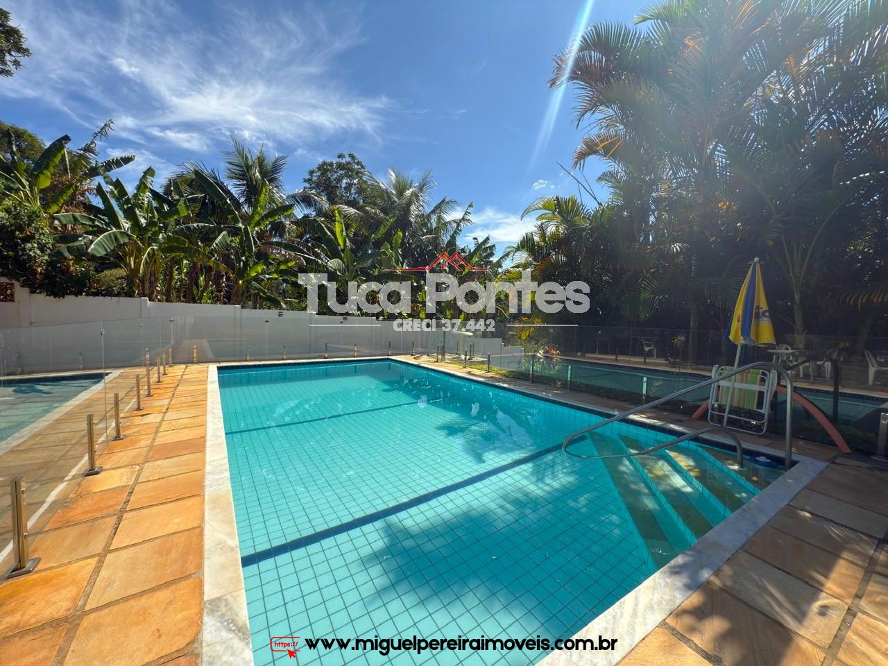 Apartamento térreo para alugar - Com piscina e churrasqueira | Código:L6