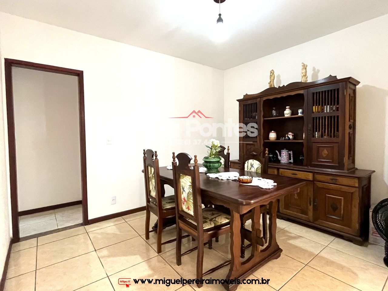 Excelente casa com pomar - E linda vista do centro de Miguel Pereira | Código:C109