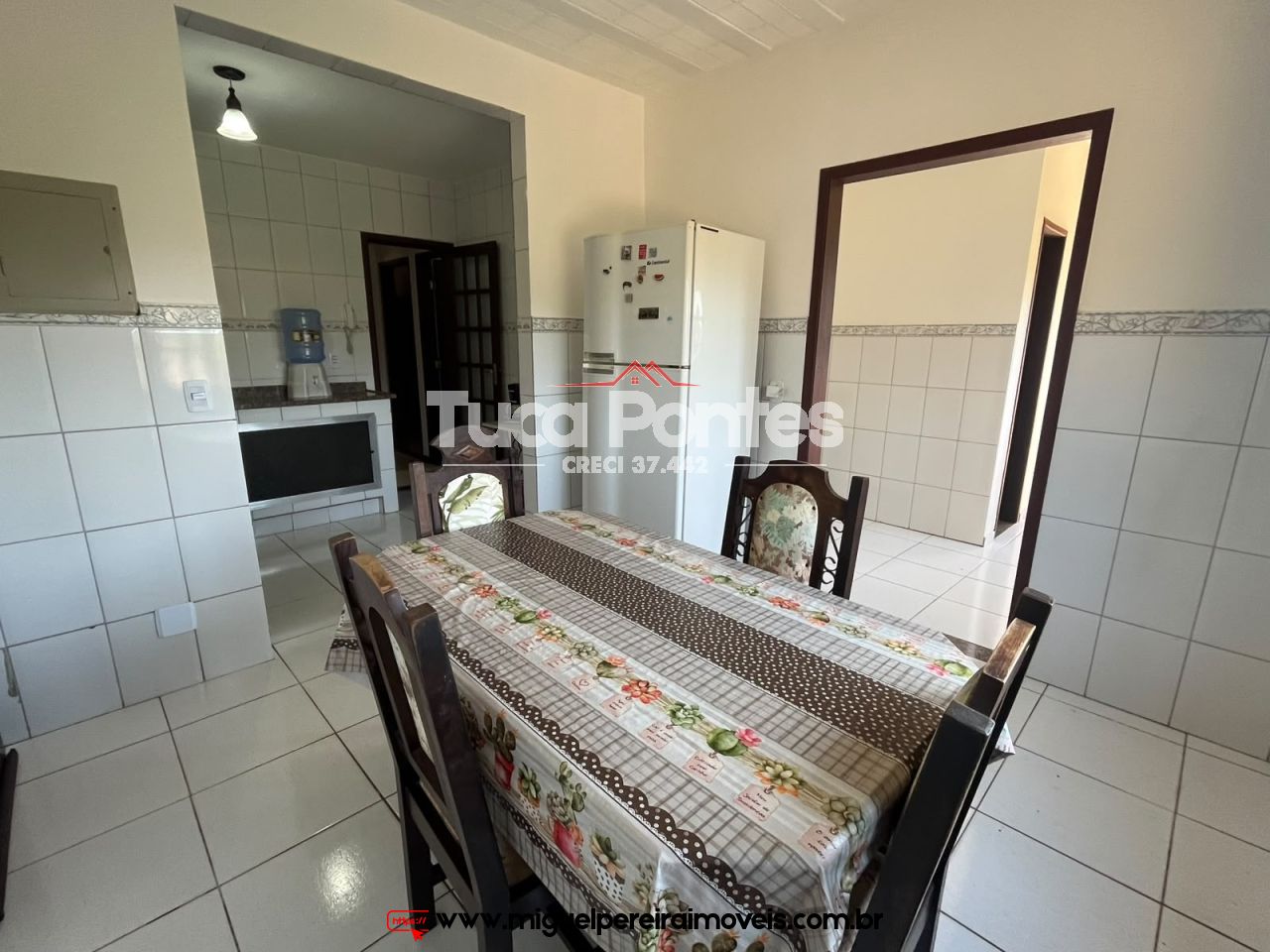 Excelente casa com pomar - E linda vista do centro de Miguel Pereira | Código:C109