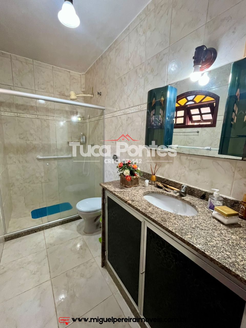 Excelente casa com pomar - E linda vista do centro de Miguel Pereira | Código:C109
