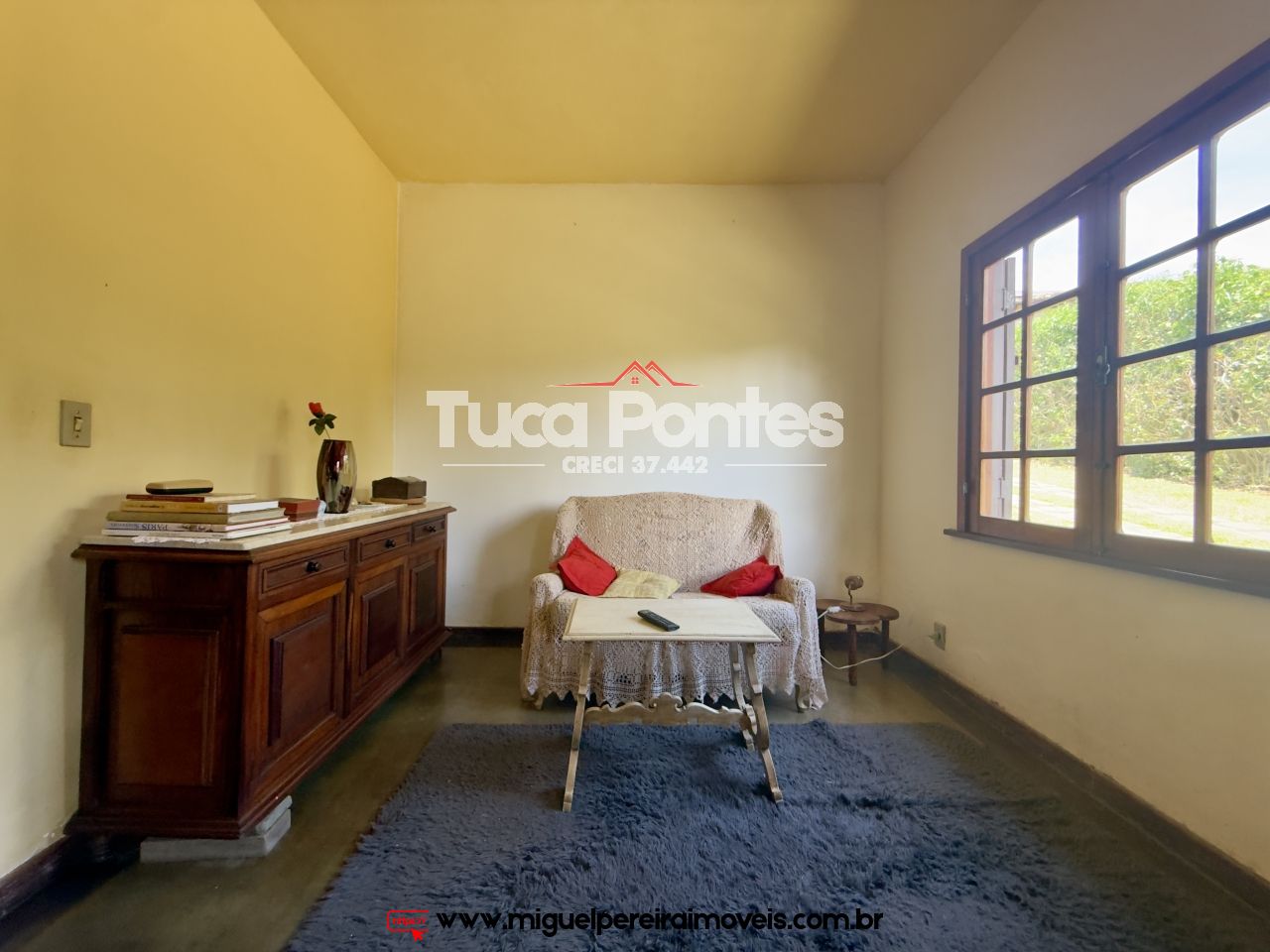 Casa com 2 quartos e anexo - Murada com amplo terreno | Código:C102