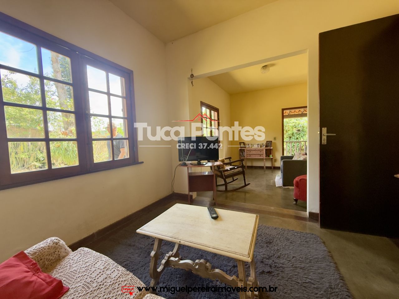 Casa com 2 quartos e anexo - Murada com amplo terreno | Código:C102