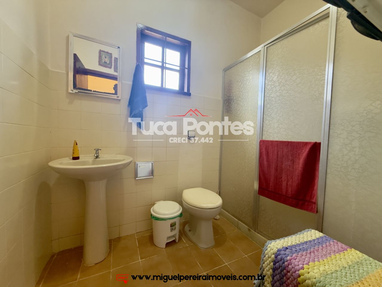 Casa com 2 quartos e anexo - Murada com amplo terreno | Código:C102