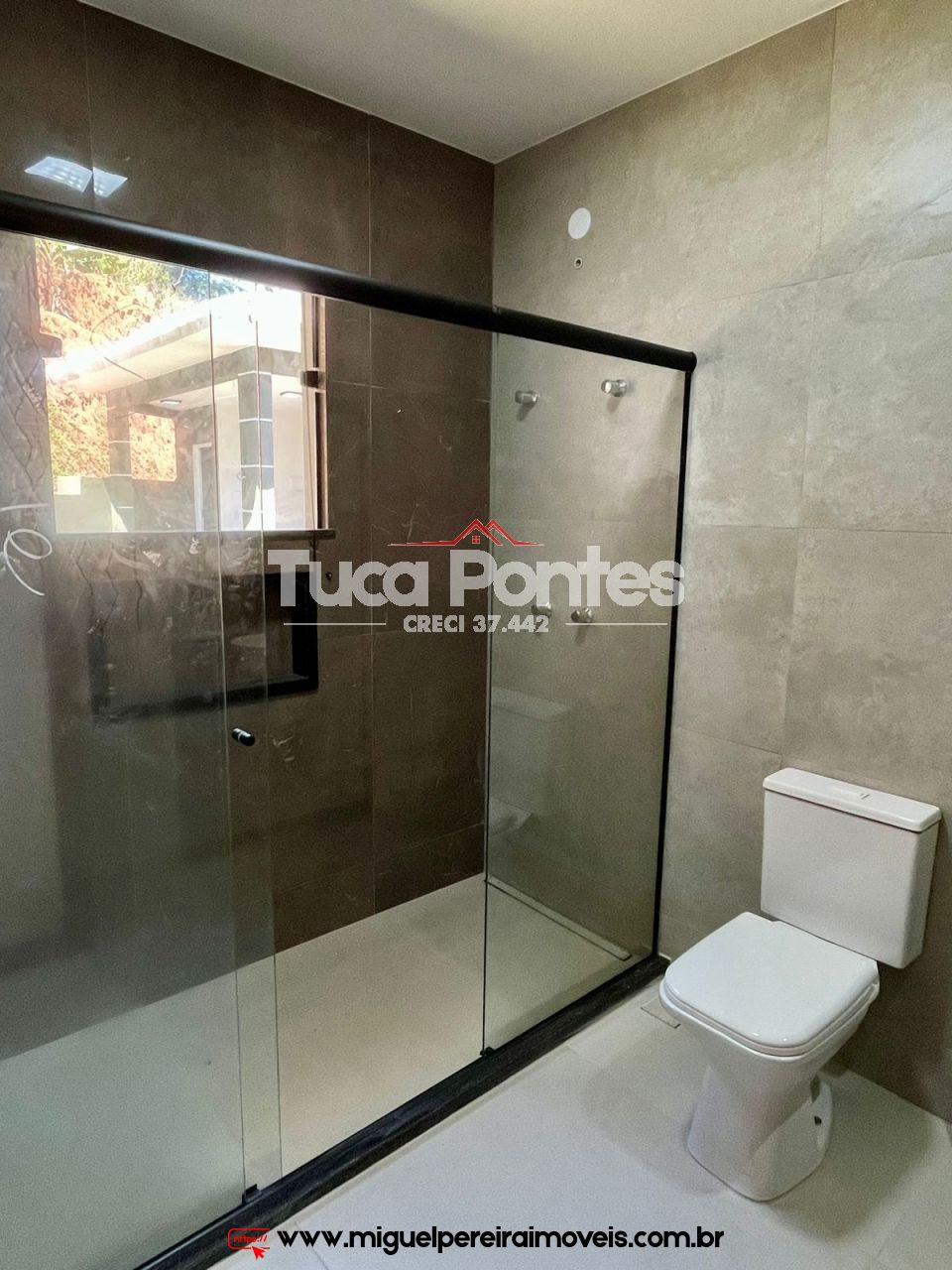 Casa nova a venda  - Em terreno plano e murado  | Código:C113